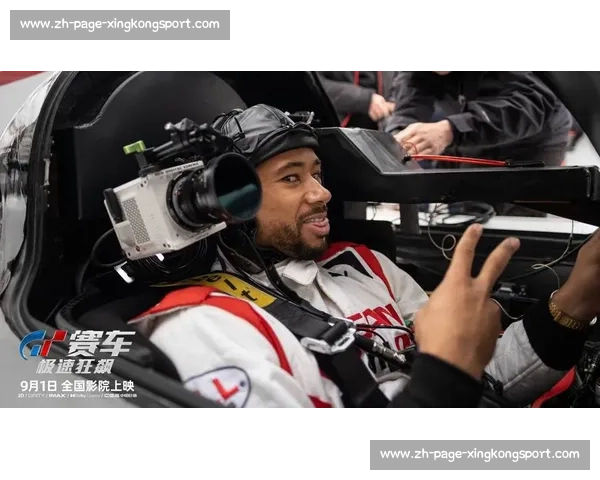 致命失控！赛车时速 200 公里飞出场外，观众尖叫逃命瞬间曝光