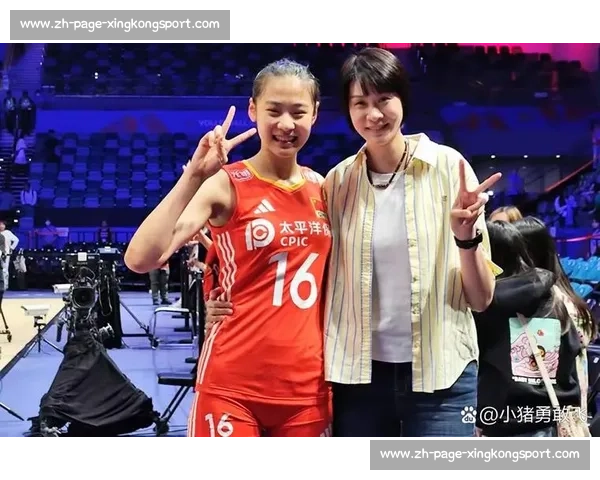 赵蕊蕊王奥芊暖心相拥！女排传承泪目，17 岁新星 19 扣 14 中创纪录